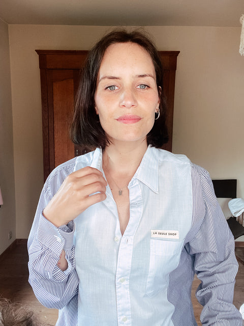 Hemd: pièce unique ( lichtblauw / zwart gestreept )