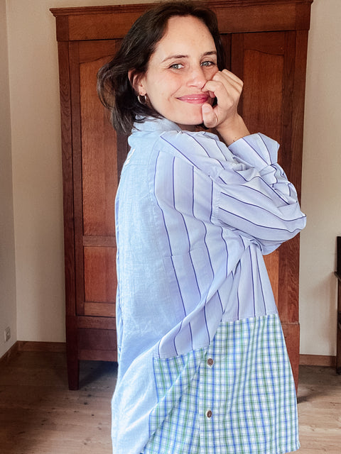 Hemd: pièce unique ( lichtblauw gestreept en groene ruitjes )