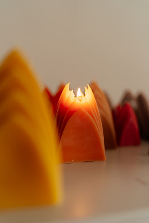Large beeswax arches candle