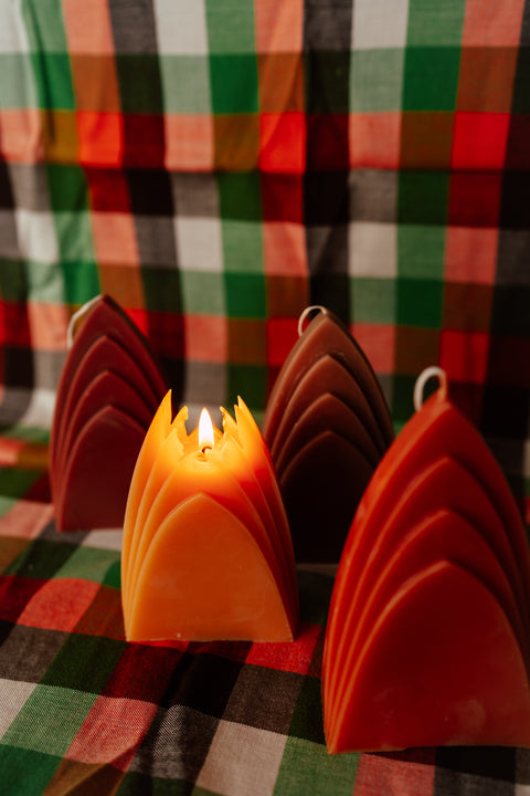 Large beeswax arches candle