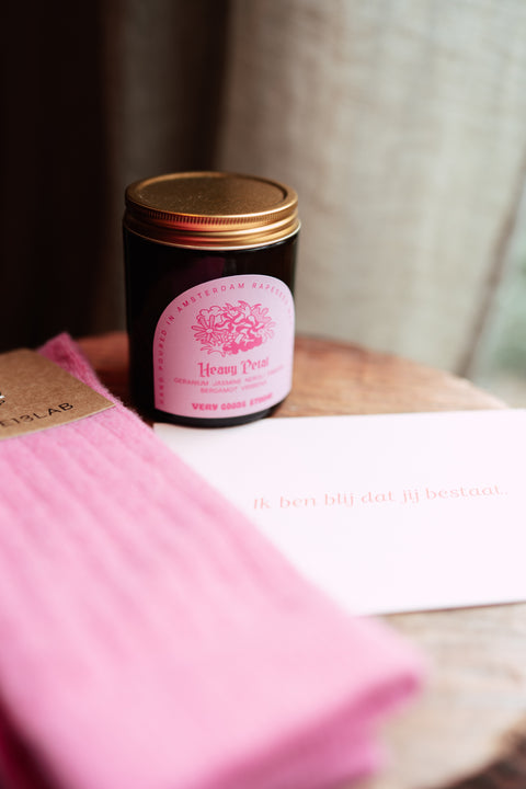 Geurkaars - heavy petal (bergamot & verbena)