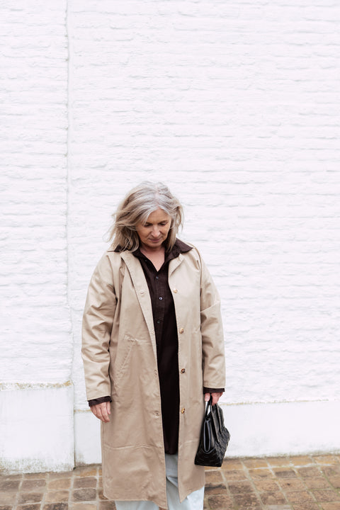 Trenchcoat - khaki/camel
