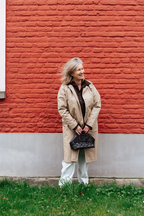 Trenchcoat - khaki/camel