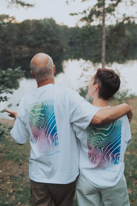Uniseks T-shirt 'bewust naïef'