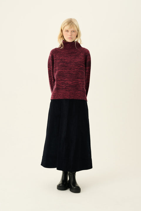 Stevige lange rok uit ribfluweel