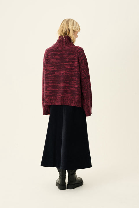 Stevige lange rok uit ribfluweel