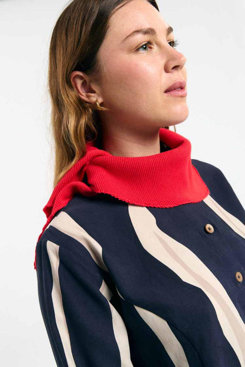 Alma scarf red