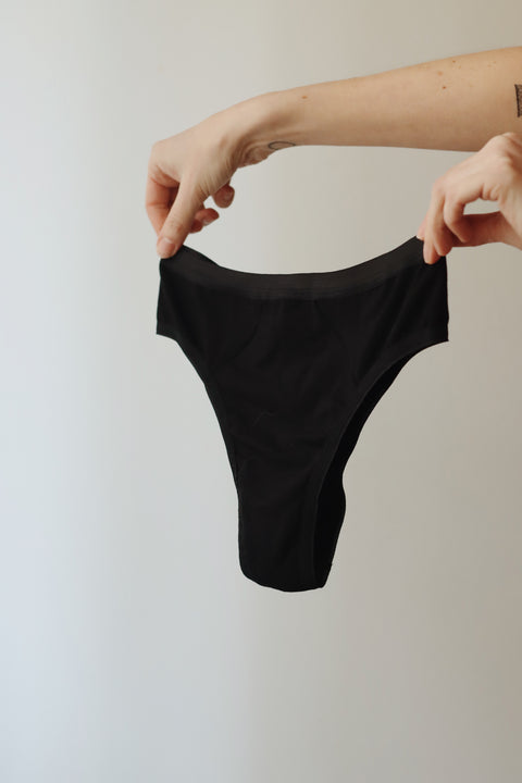 Basic bamboo tanga - zwart