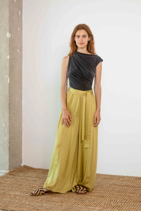 Wide trousers - soft olive