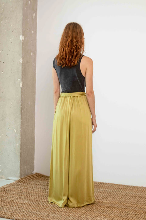 Wide trousers - soft olive