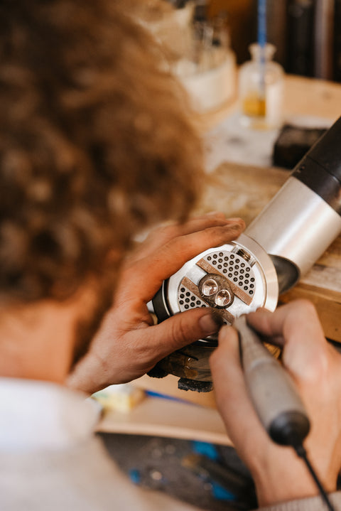 Halsketting Tribu (met 1 tot 3 geboortesteentjes) - verguld