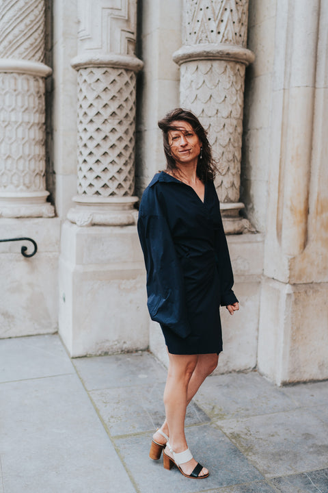 Jurk uit biokatoen met ballonmouwen (laatste L)