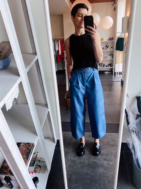 Broek 'O-pants' - denim blue (light, laatste S)