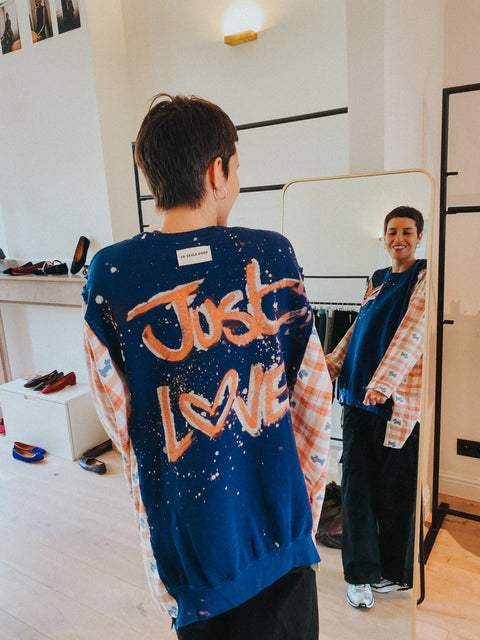 Sweater: pièce unique I 'La Seule Shop' (blauw met geruite mouwen met cute CHIPIE sleeves)