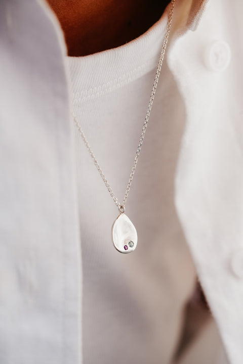 Halsketting Tribu (met 1 tot 3 geboortesteentjes) - zilver