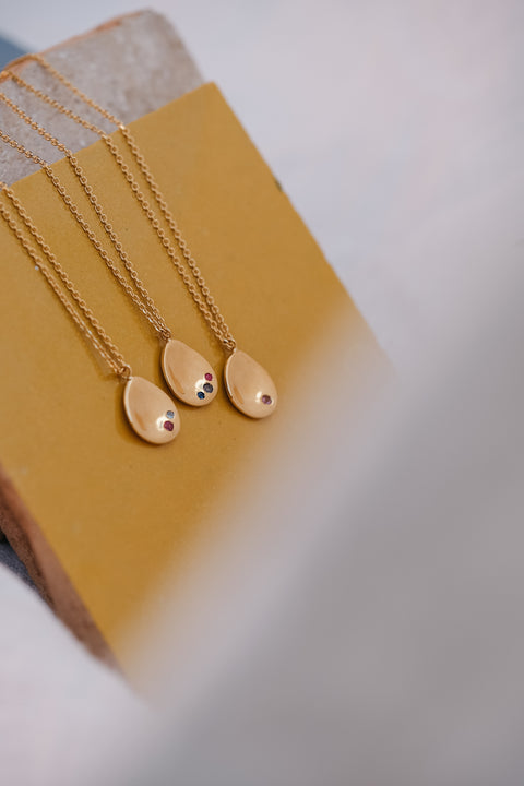 Halsketting Tribu (met 1 tot 3 geboortesteentjes) - massief goud (18K)