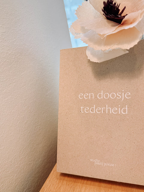 studio paus ( poëzie ) - een doosje tederheid