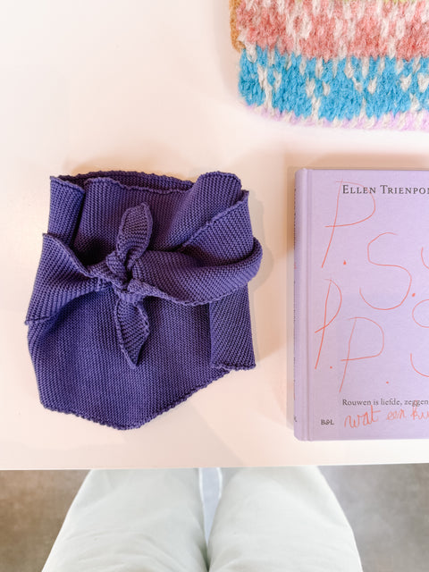 Alma scarf blue (purple)