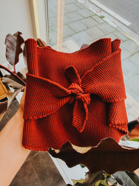 Alma scarf brick