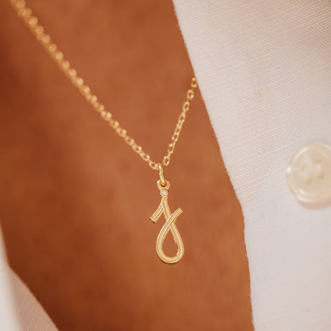 Hangertjes 'alfabet' - massief 18k goud (pre-order)