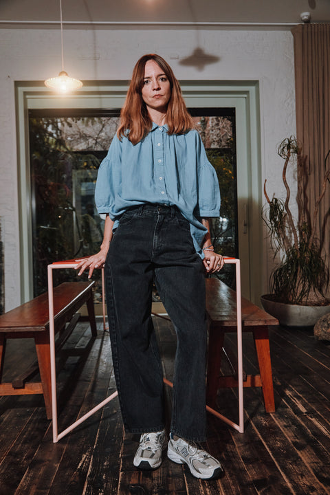 Oversized bloes met korte pofmouwen uit biokatoen - Faded Denim