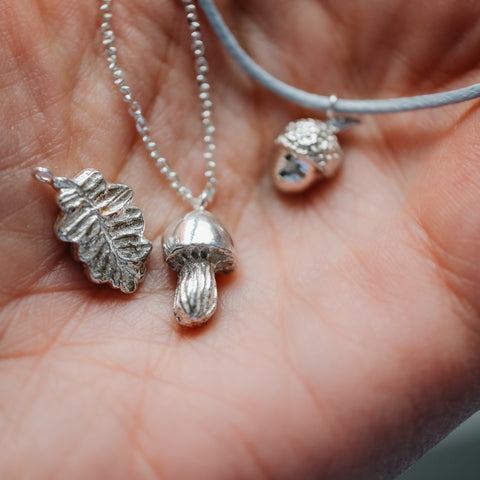 Halsketting 'Speelse Ziel' - zilver