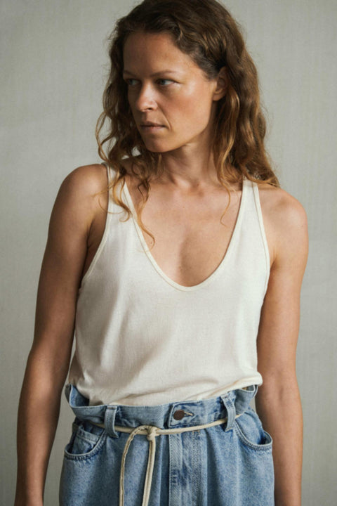 Top 'Brena' - almond