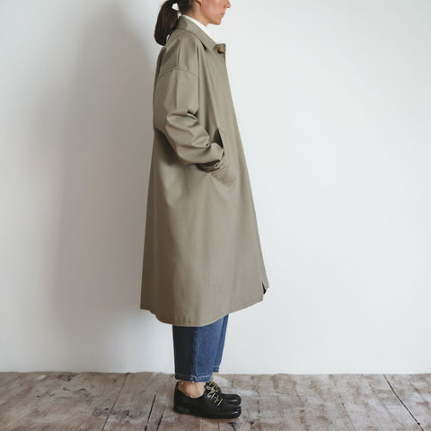 Trenchcoat - khaki/camel