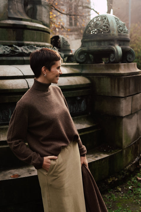Cashmere turtle neck knit - brown