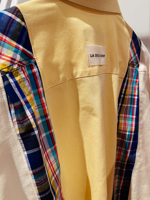 Cropped shirt: pièce unique VII 'La Seule Shop' (geel met ruitjesboord in blauw en rood)