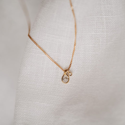 Halsketting 'Pia' (massief 18k goud) (meteen leverbaar)