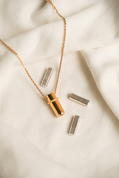Halsketting 'La Messagère' - massief 18k goud (pre-order)
