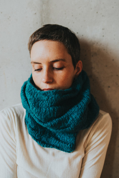 Rib cuello shawl petrol - petroleumblauwe buff