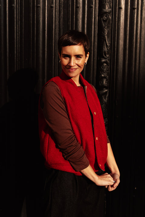 Vest - red