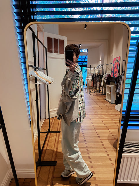 Extra sleeves shirt: pièce unique I 'La Seule Shop' (ruitpatroon in groen, oranje en donkergrijs)