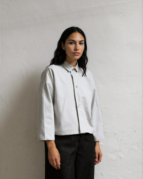 Short winter shirt light grey
