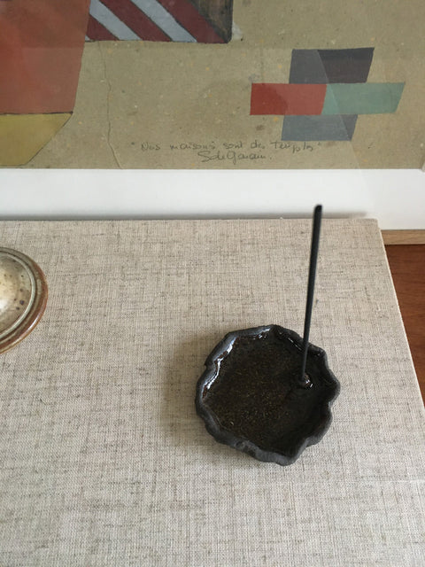 Wierookhouder uit zandsteen - Wabi-Sabi
