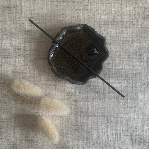 Wierookhouder uit zandsteen - Wabi-Sabi