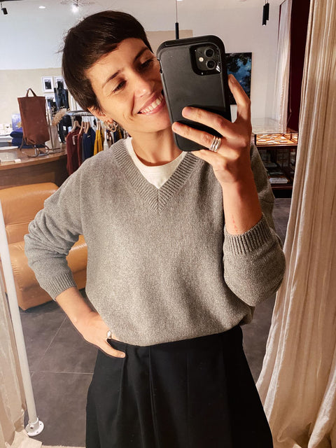 Cashmere V sweater - grey