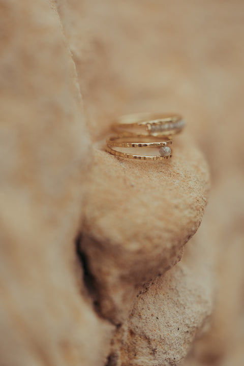 Ring Juliette met ruwe diamant (massief 18k goud)
