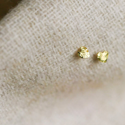 Eén oorring "coeur" (18k massief goud)