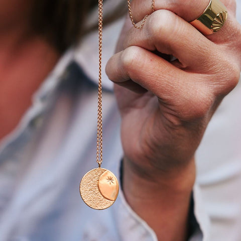 Halsketting De tuimelaar (zilver)