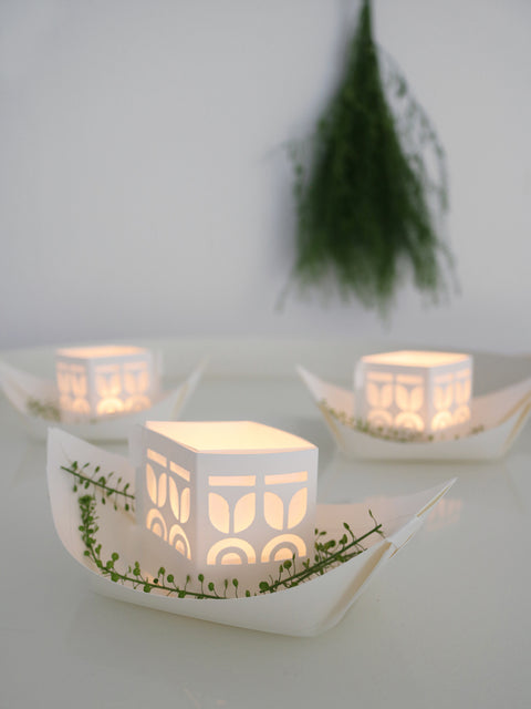 Lichtpuntjes: bootjes van papier