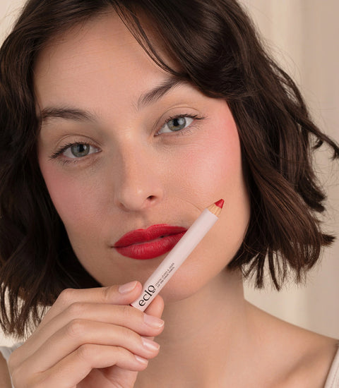 3-in-1 color & care lippotlood - 002 Rouge Kiss