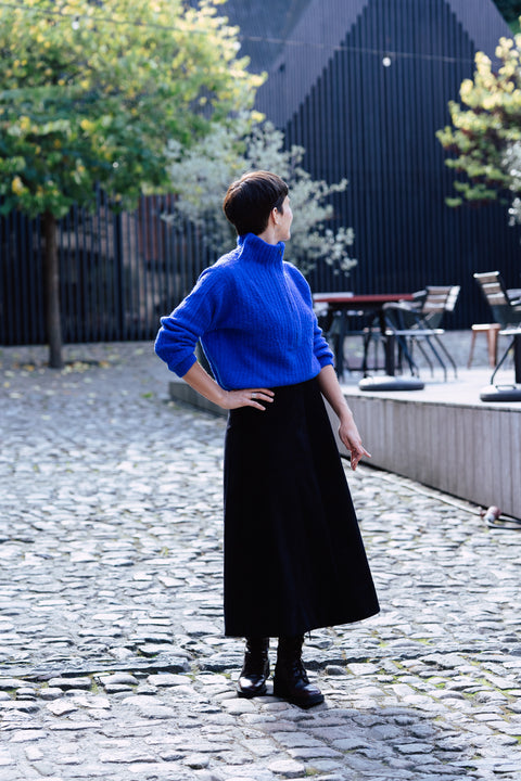 Stevige lange rok uit ribfluweel