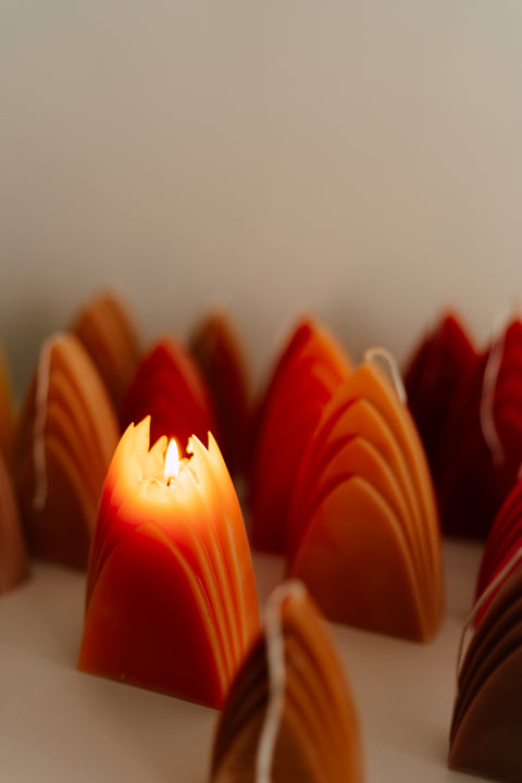 Large beeswax arches candle