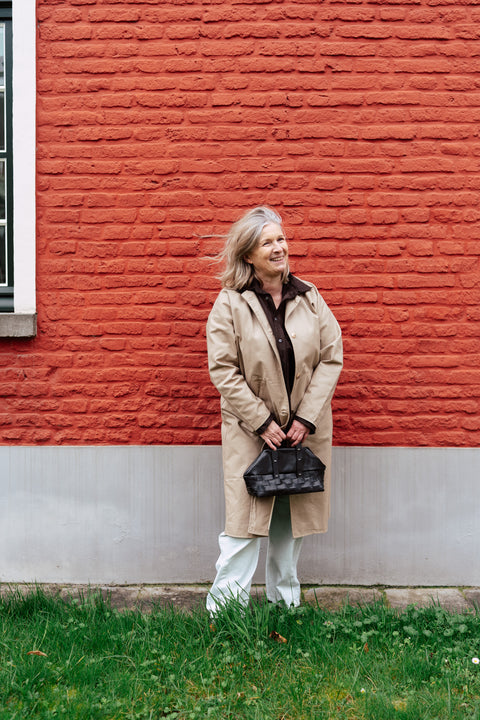 Trenchcoat - khaki/camel