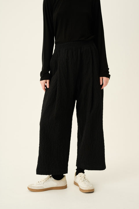Pia Crushed Cotton - Black
