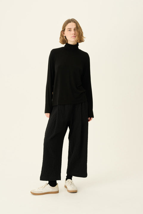 Pia Crushed Cotton - Black