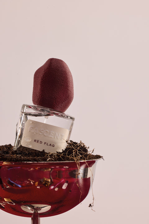 Eau de Parfum: RED FLAG